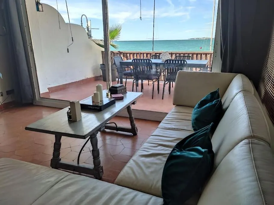 Apartamento Apart Frente Al Mar Mediterraneo Roda de Berà  España